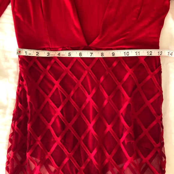 Red long Sleeve Bodycon Dress - Picture 7 of 8